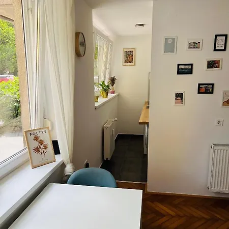 Paula's Cosy Place In The Center Of Apartment