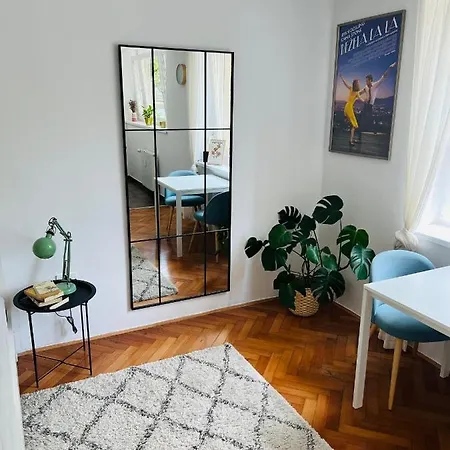 Paula's Cosy Place In The Center Of Apartamento