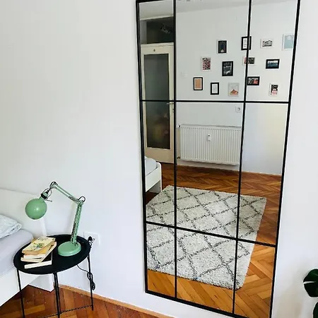 Paula's Cosy Place In The Center Of *